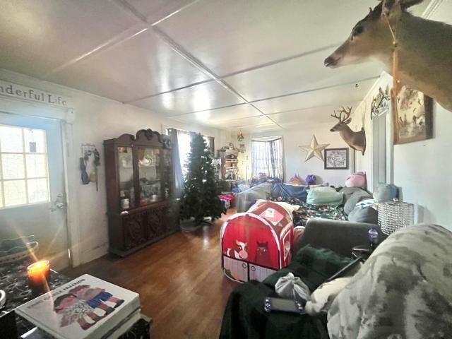 House for sale in Cordova, South Carolina