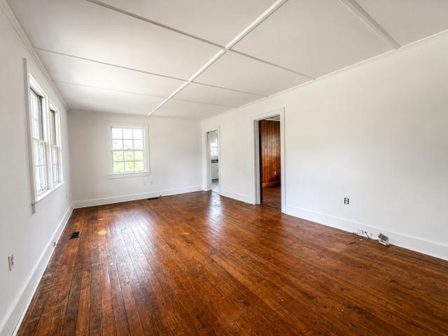 House for sale in Cordova, South Carolina
