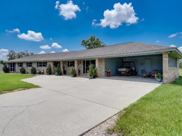 Farm for sale in Fayetteville, Texas