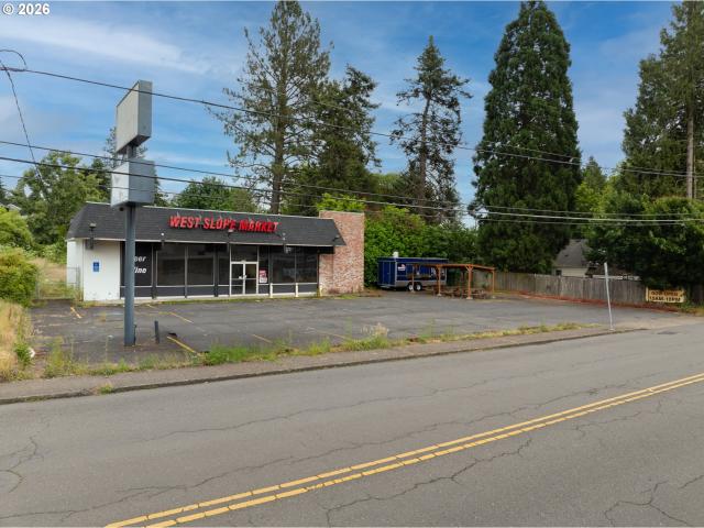 Commercial for sale in West Slope, Oregonia