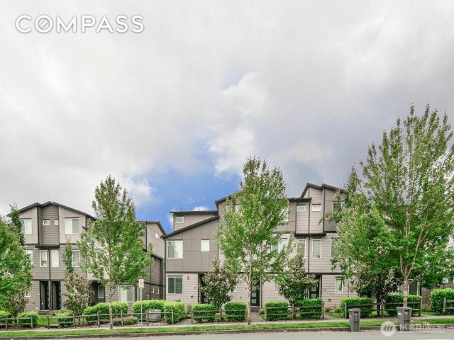 Townhouse for sale in Lynnwood