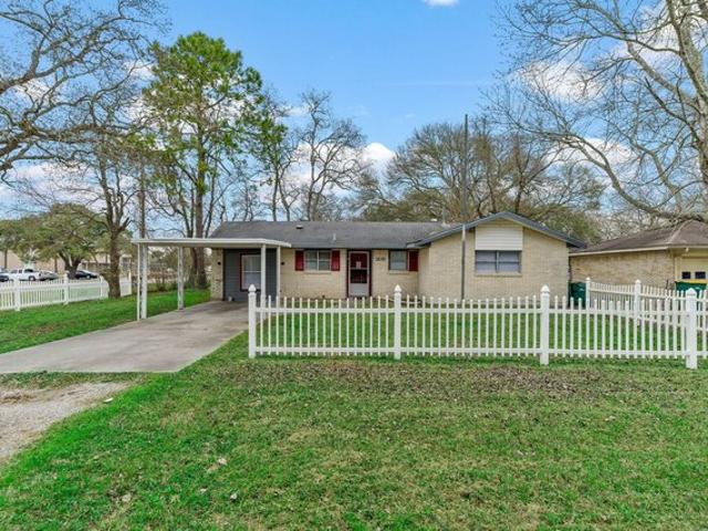 House for sale in La Marque, Texas