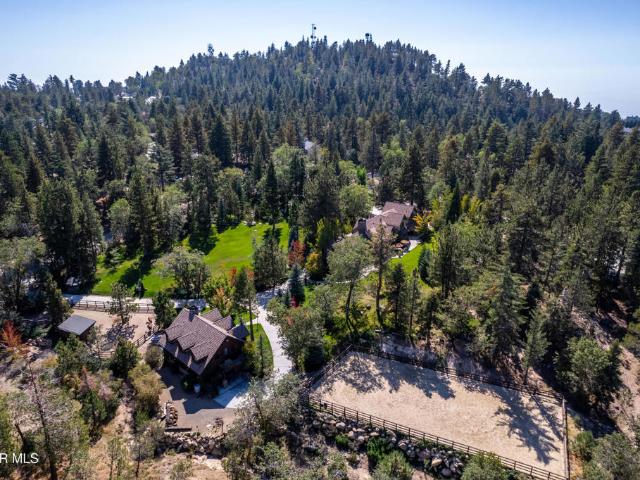 House for sale in Green Valley Lake, California