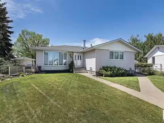 House for sale in Wedgewood, Alberta