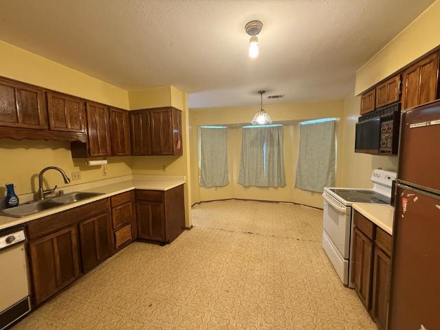Townhouse for sale in Midland