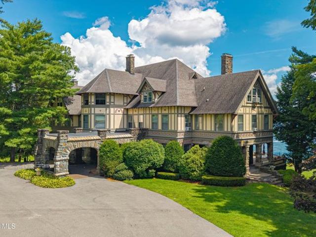 House for sale in Diamond Point, New York