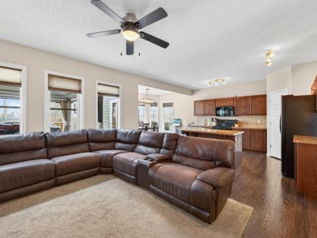 House for sale in Wedgewood, Alberta