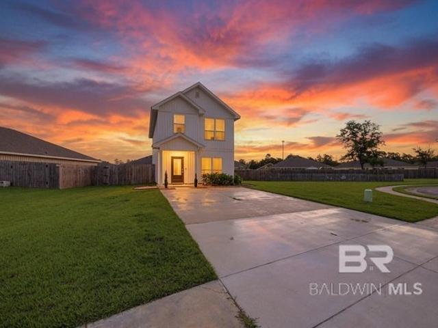 House for sale in Lillian, Alabama