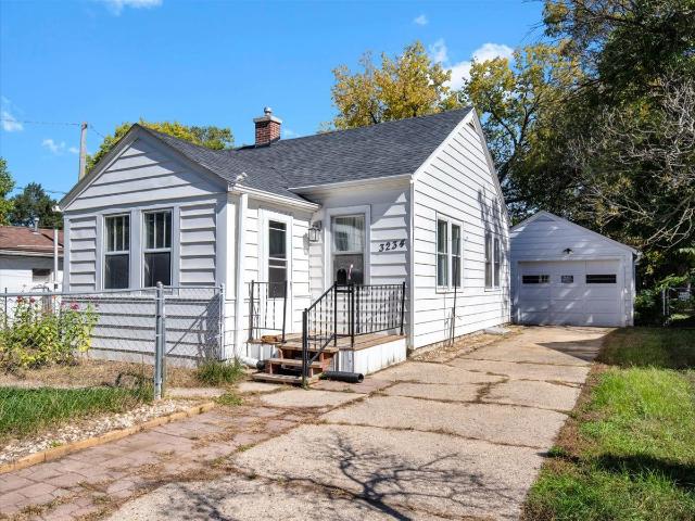 House for sale in Kinseys Little Farms, Rockford