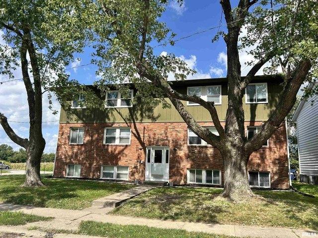 House for sale in Davenport, Iowa