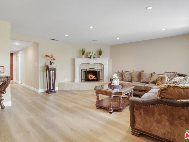 House for sale in Vista del Mar, Long Beach