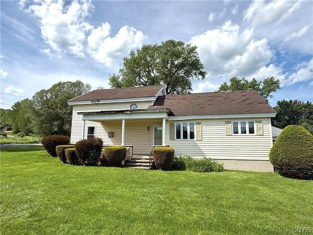 House for sale in Oneida, New York