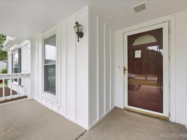 House for sale in Aurora, Illinois