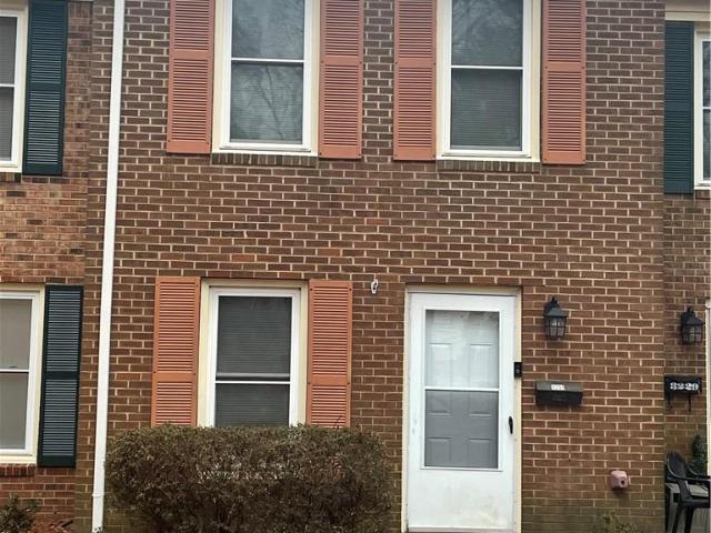 Townhouse for sale in Virginia