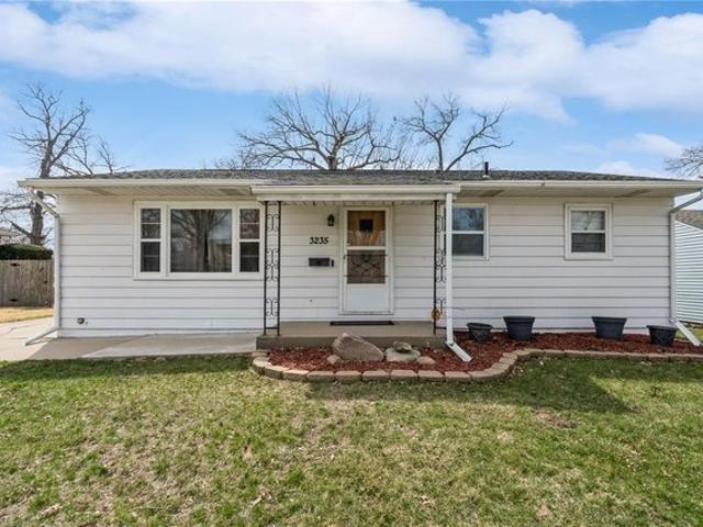 House for sale in Linn, Iowa