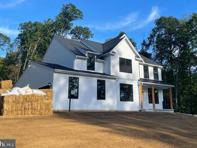 House for sale in Arcola, Pennsylvania