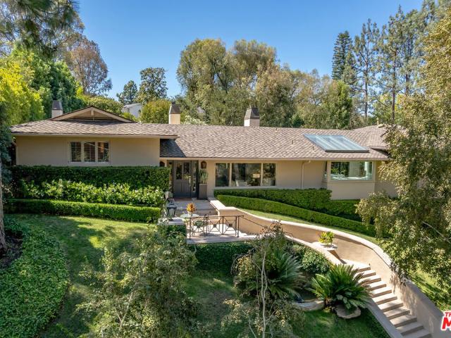 House for sale in Studio City Neighborhood Council District, Canoga Park