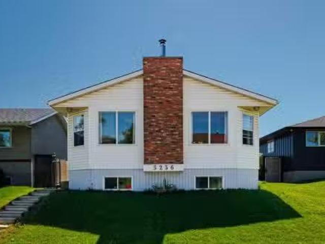 House for sale in Northwest, Alberta