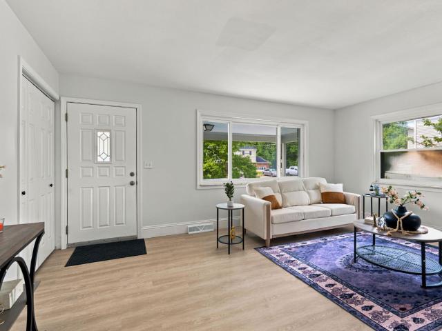 House for sale in Roselawn, Ohio
