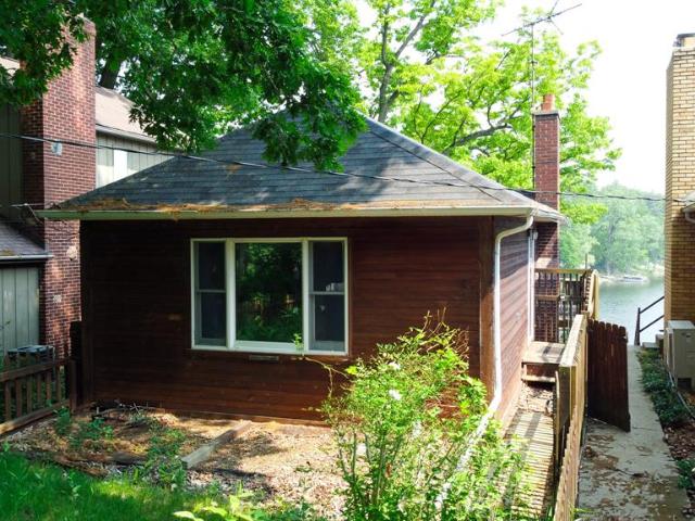 House for sale in Columbiaville