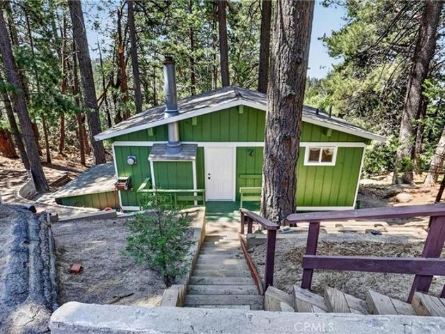 House for sale in Green Valley Lake, California