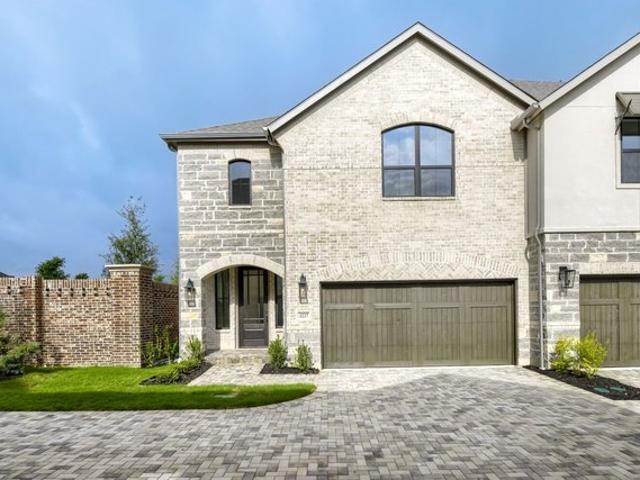 Townhouse for sale in Celina, Texas