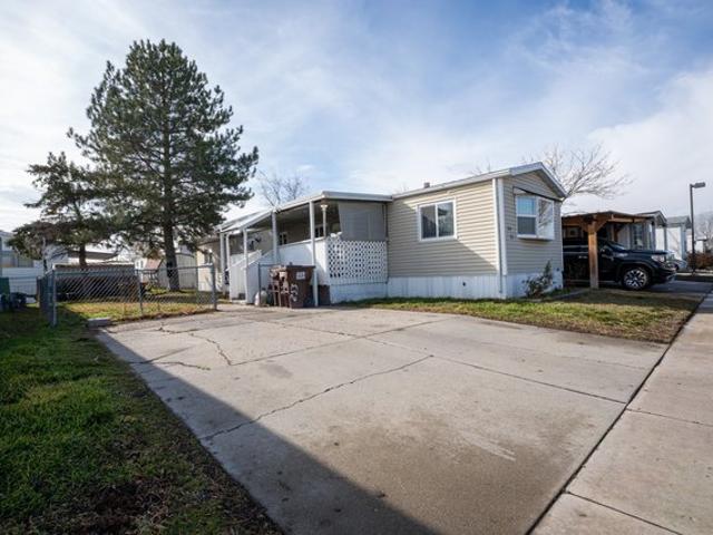 House for sale in West Valley City, Utah