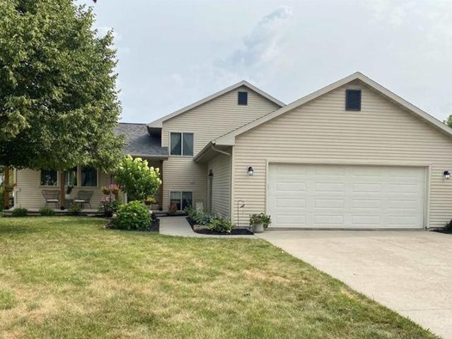House for sale in Oshkosh, Wisconsin