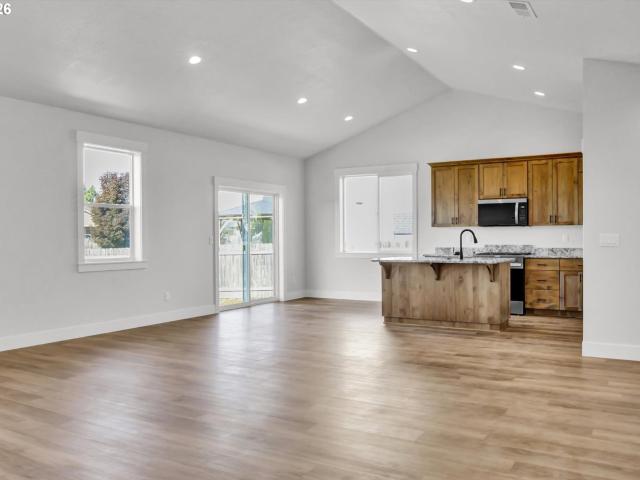 Townhouse for sale in Oregonia