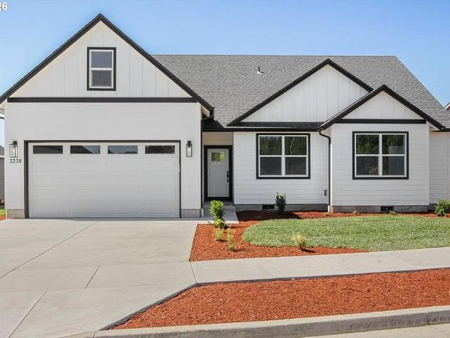 Townhouse for sale in Oregonia