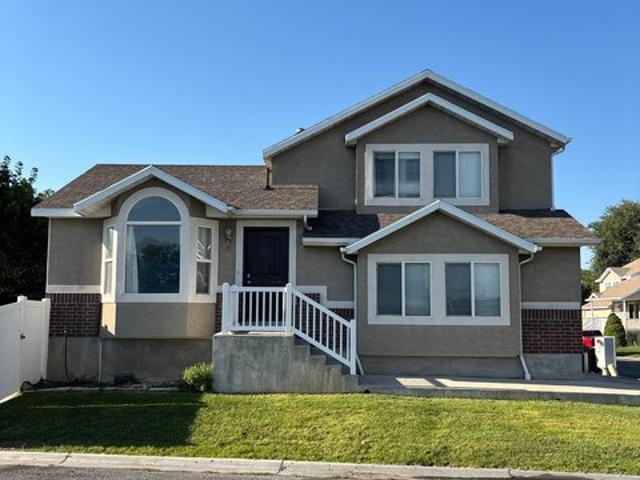 House for sale in West Valley City, Utah