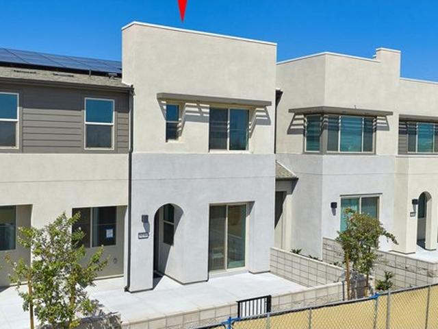 Townhouse for sale in Ontario, California