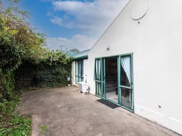 House for sale in Heathcote, Canterbury