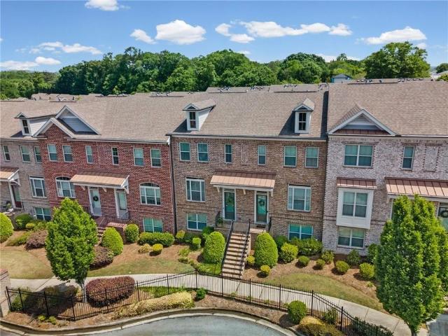 Townhouse for sale in Duluth, Georgia