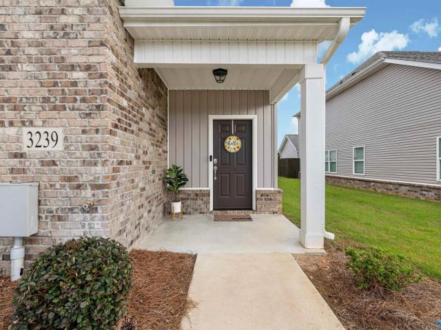Townhouse for sale in Decatur, Alabama