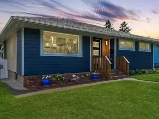 House for sale in Acadia, Calgary