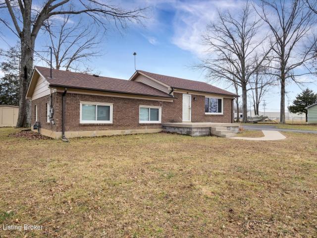 House for sale in Shepherdsville, Kentucky