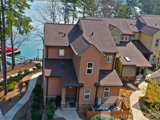 Townhouse for sale in West Union, South Carolina
