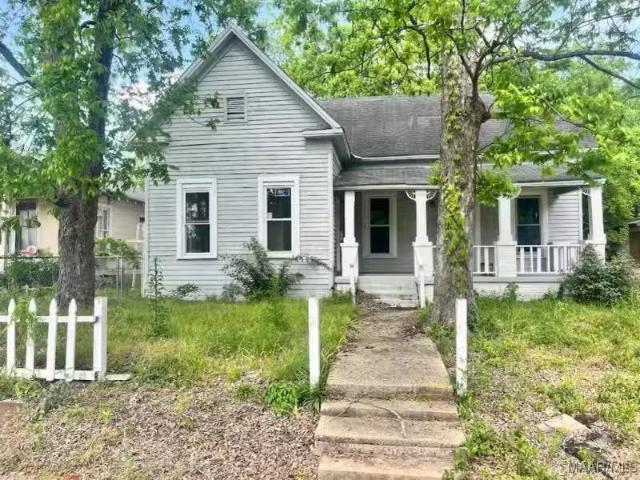 House for sale in Montgomery