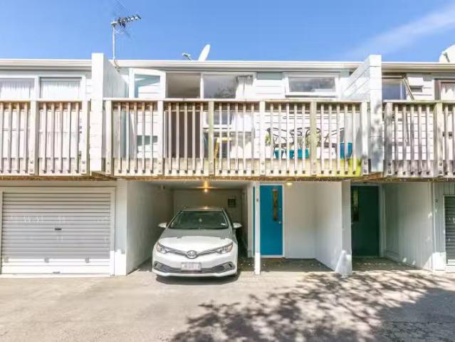 House for sale in Linden, Wellington