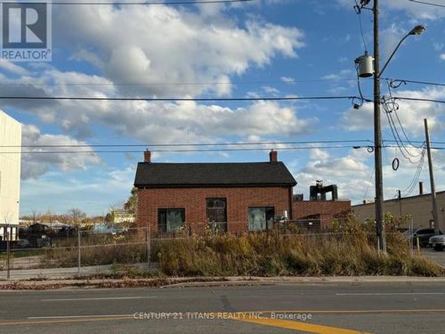 Commercial for sale in Toronto