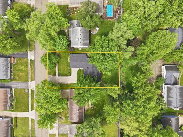 House for sale in Dekalb, Illinois