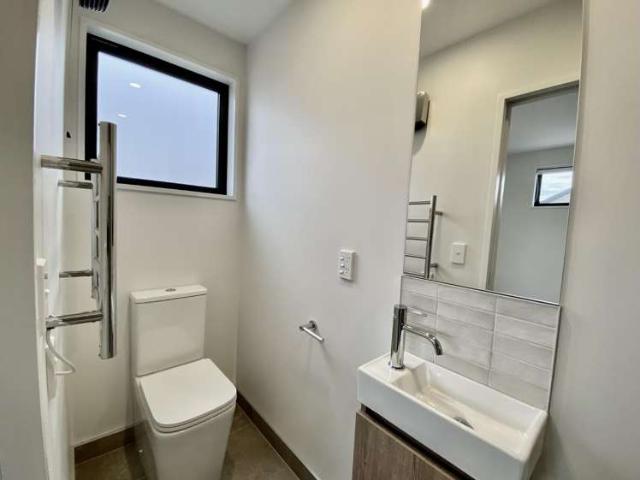 Townhouse for rent in Canterbury