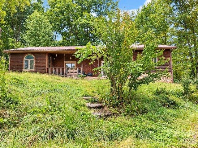 House for sale in Spruce Pine, North Carolina