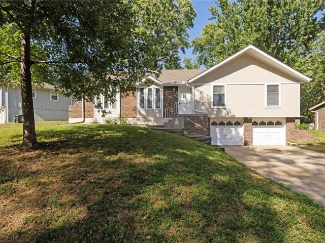 House for sale in Blue Springs, Missouri