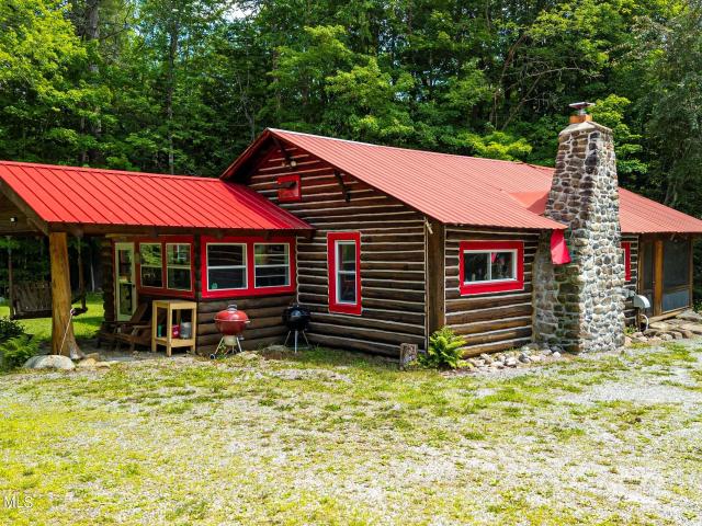 House for sale in Bakers Mills, New York