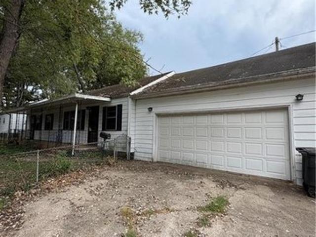 House for sale in Charlestown, Indiana