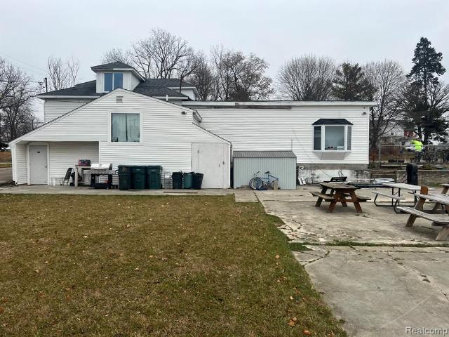 Commercial for sale in Lapeer, Michigan