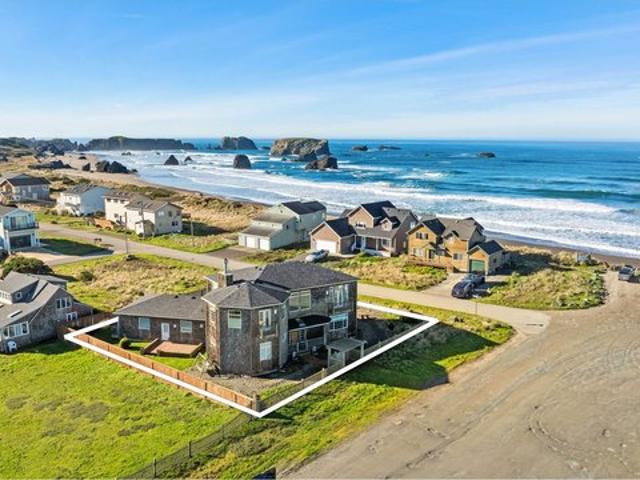 House for sale in Oregonia