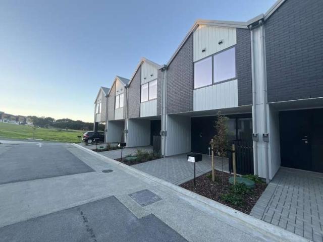Townhouse for rent in Auckland, Oroua County